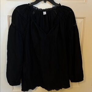 Old Navy Black Long-Sleeve V-Neck Lace-Trim Blouse